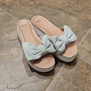 Ugg slides